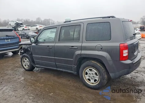 2015 Jeep Patriot из США, поврежденный, VIN 1C4NJPBA6FD285676